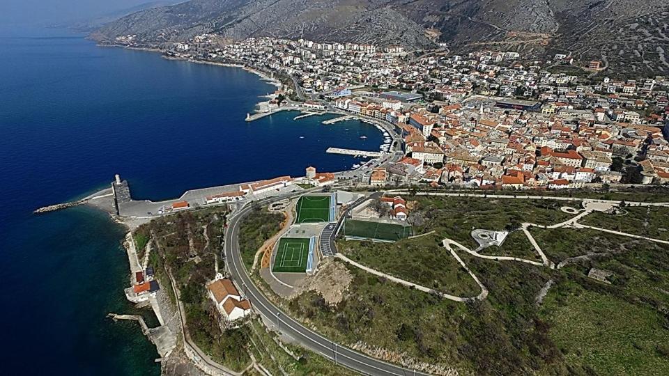 App Zora, Centar Senj Lejlighed Senj  Eksteriør billede